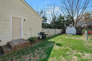 105 Chadwick Cir, Dallas, NC 28034 - Photo 20