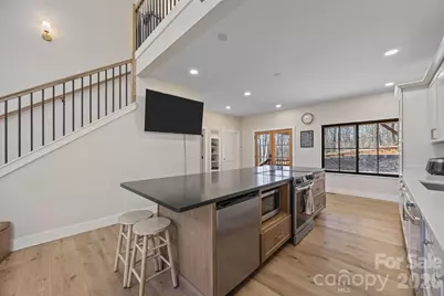 215 Ridgeway Road, Candler, NC 28715 - Photo 12