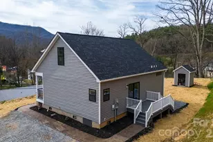 67 Patterson Dr, Dillsboro, NC 28725 - Photo 8