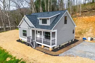 67 Patterson Dr, Dillsboro, NC 28725 - Photo 2