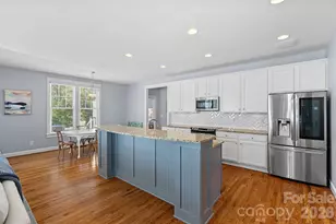 5595 Morris Hunt Dr, Fort Mill, SC 29708 - Photo 4