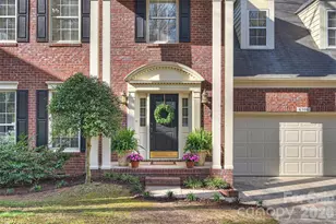 6506 Kentdale Ct, Charlotte, NC 28270 - Photo 2