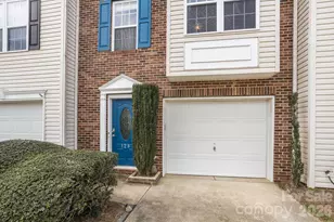 128 Rock Ridge Ln, Mount Holly, NC 28120 - Photo 2