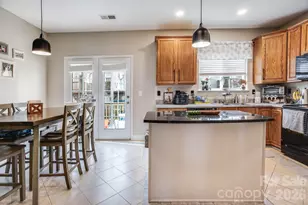 128 Rock Ridge Ln, Mount Holly, NC 28120 - Photo 8