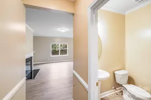 4920 Rockwood Rd, Charlotte, NC 28216 - Photo 4