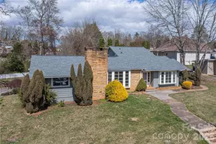 1159 N Main St, Waynesville, NC 28786 - Photo 1