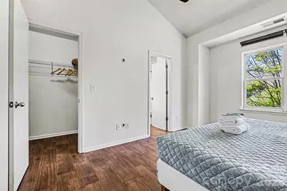703 E 8th Street, Charlotte, NC 28202 - Photo 16