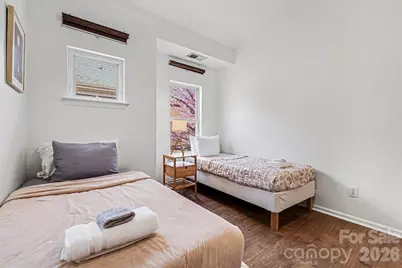 703 E 8th Street, Charlotte, NC 28202 - Photo 24