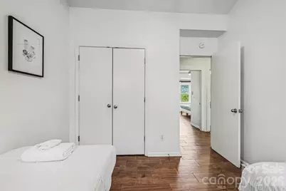 703 E 8th Street, Charlotte, NC 28202 - Photo 22