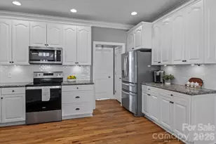 434 Catalina Dr, Mooresville, NC 28117 - Photo 6