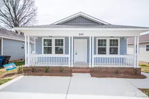 540 Broadway Ct, Statesville, NC 28677 - Photo 1