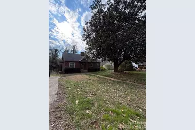 415 7th Avenue Place NW, Hickory, NC 28601 - Photo 4