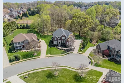 307 Hollister Estates Drive, Waxhaw, NC 28173 - Photo 2