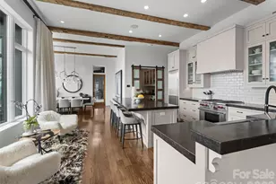 208 Skycliff Dr, Asheville, NC 28804 - Photo 16