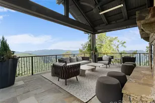 208 Skycliff Dr, Asheville, NC 28804 - Photo 12