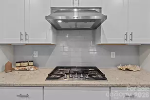 9021 Myrna Dr, Gastonia, NC 28056 - Photo 8