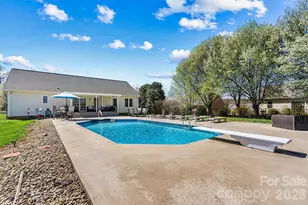 238 Wittenburg Springs Dr, Taylorsville, NC 28681 - Photo 32