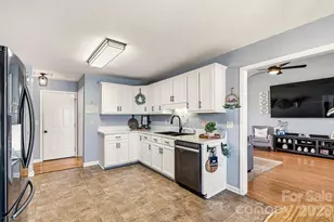 238 Wittenburg Springs Dr, Taylorsville, NC 28681 - Photo 20