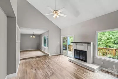 6610 Point Comfort Lane, Charlotte, NC 28226 - Photo 8