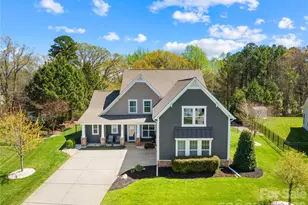 7682 Lazy Hollow Ln, Denver, NC 28037 - Photo 1