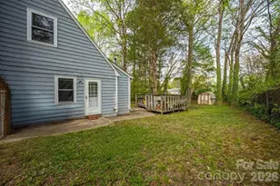 6515 Burning Bush Ct, Charlotte, NC 28227 - Photo 32