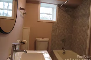 822 Azalea Ave, Black Mountain, NC 28711 - Photo 10