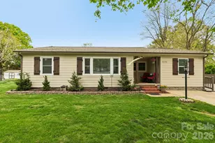 9202 Elgin Dr, Charlotte, NC 28214 - Photo 4