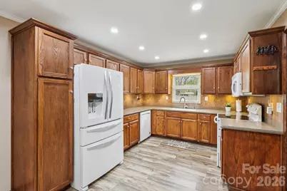 9202 Elgin Drive, Charlotte, NC 28214 - Photo 18