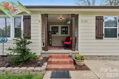 9202 Elgin Drive, Charlotte, NC 28214 - Photo 4
