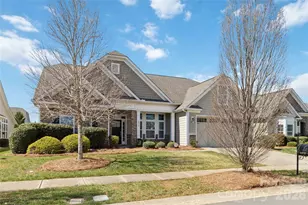 8830 Artesa Mill Ln, Charlotte, NC 28214 - Photo 2