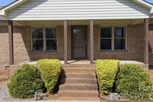 7721 Otts Cir, Stanley, NC 28164 - Photo 32