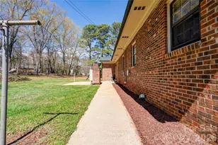 431 N Main St, Shelby, NC 28152 - Photo 34