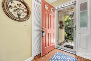 238 Park Ln, Hendersonville, NC 28791 - Photo 6