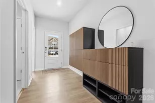 4011 Vis Pne Dr, Charlotte, NC 28215 - Photo 2