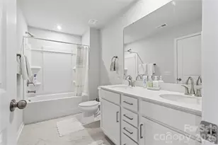 4011 Vis Pne Dr, Charlotte, NC 28215 - Photo 22