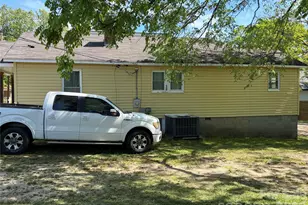 123 James St, Kannapolis, NC 28083 - Photo 2