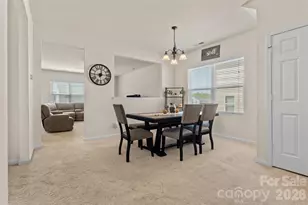 12439 Bending Branch Rd, Charlotte, NC 28227 - Photo 4