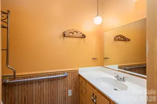 608 N State St, Lincolnton, NC 28092 - Photo 24