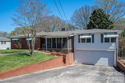 608 N State Street, Lincolnton, NC 28092 - Photo 2