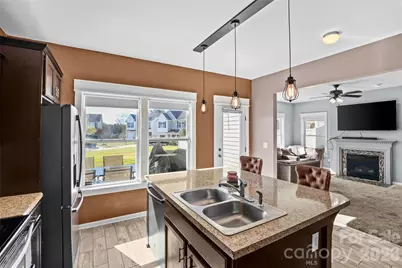 3220 Saddlebrook Drive, Midland, NC 28107 - Photo 10