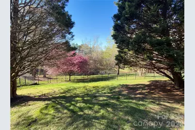 9126 Holly Hill Farm Road, Charlotte, NC 28277 - Photo 2