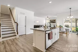 574 Fox Cove Rd, Hendersonville, NC 28792 - Photo 14