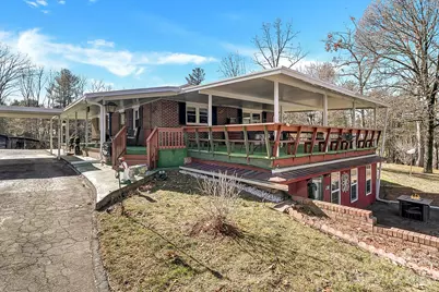 44 Tuttle Road, Hendersonville, NC 28792 - Photo 1