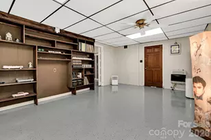 44 Tuttle Rd, Hendersonville, NC 28792 - Photo 22