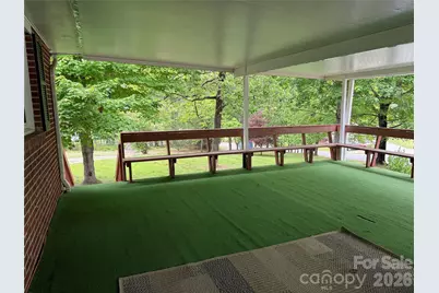 44 Tuttle Road, Hendersonville, NC 28792 - Photo 8