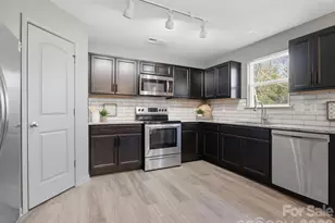 422 Perry Ln, Marshville, NC 28103 - Photo 10