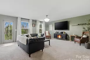 422 Perry Ln, Marshville, NC 28103 - Photo 6