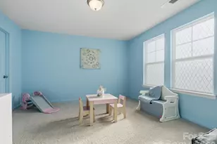 422 Perry Ln, Marshville, NC 28103 - Photo 4