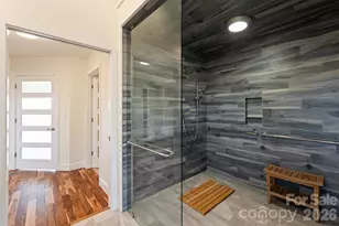 525 Elk Mountain Scenic Hwy, Asheville, NC 28804 - Photo 20