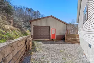 695 Johnson Farm Rd, Canton, NC 28716 - Photo 28